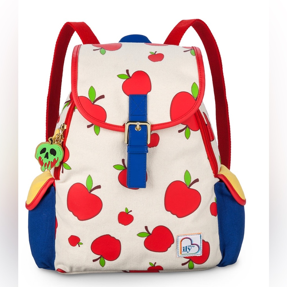 Inspired in snow white 🍎 authentic disney bookbag